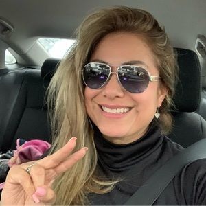 Meet your Posher, Daniella